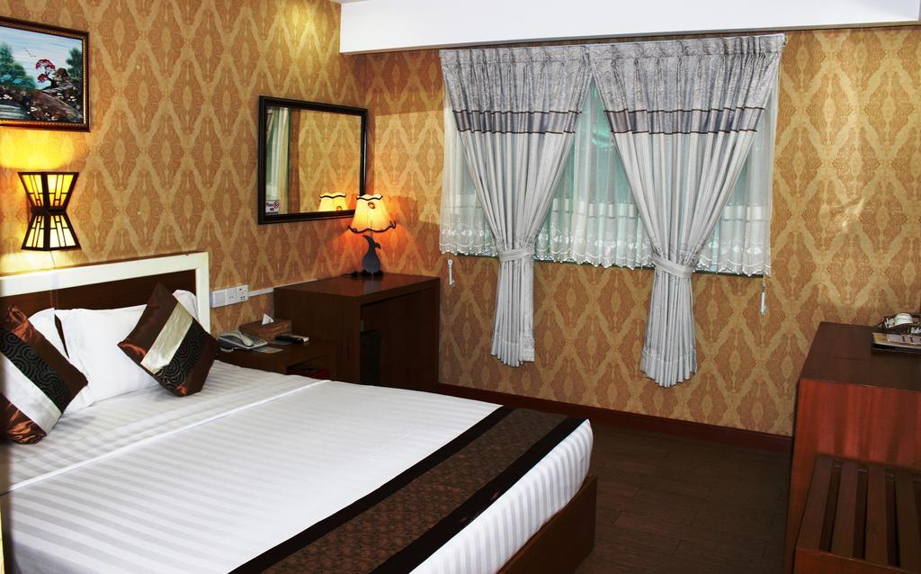 Hotel Kan Kaw Yangon Ngoại thất bức ảnh
